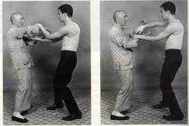  Mestre Ip e Bruce Lee treinamento Chi Sau